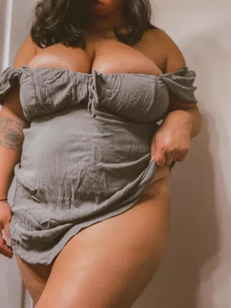 This dress is so easy to pull up for a quickie 😏 by elvirawoods