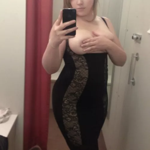 This dress might be too tight… by sapphire_snow_