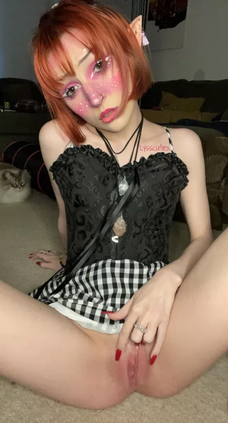 This fairy slut needs a good fucking by lysscutiex