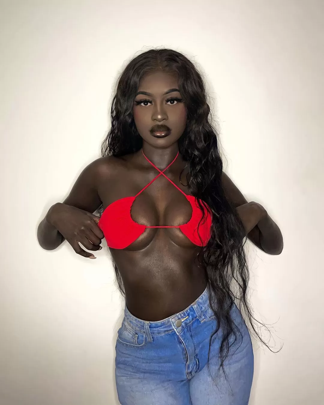 This girl is so perfect, omg!! posted by novin_punheteiro2