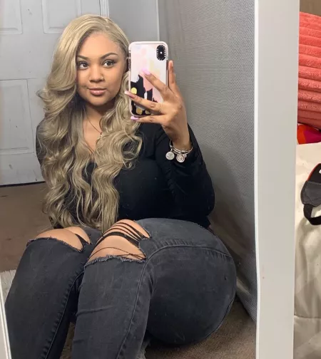 This girl is stacked! by uniqueoneguy