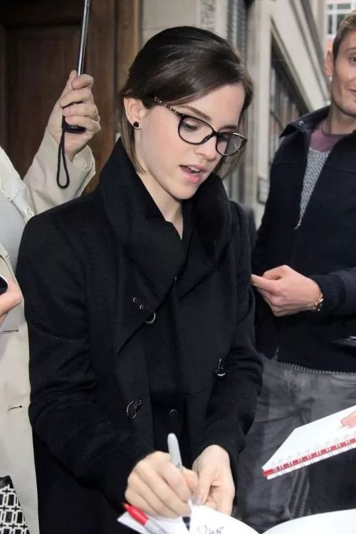 This is a cute look for her. Emma Watson. by iScReAm612