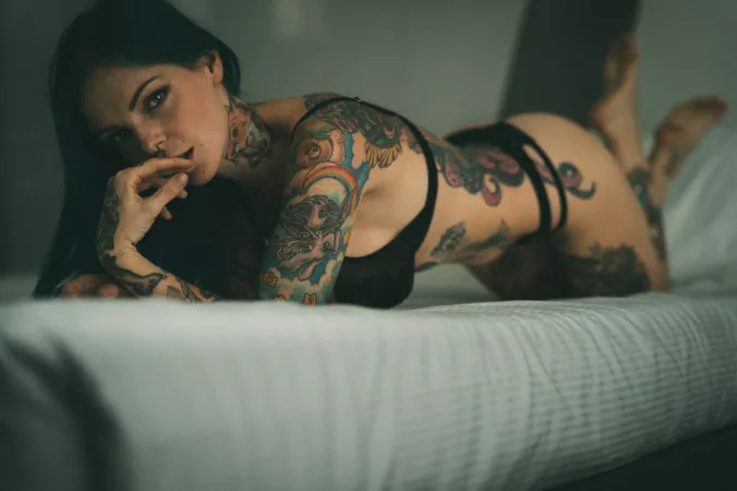 This is actually one of my photos that i took of her during our set together. (OC) by HuffHunkulow