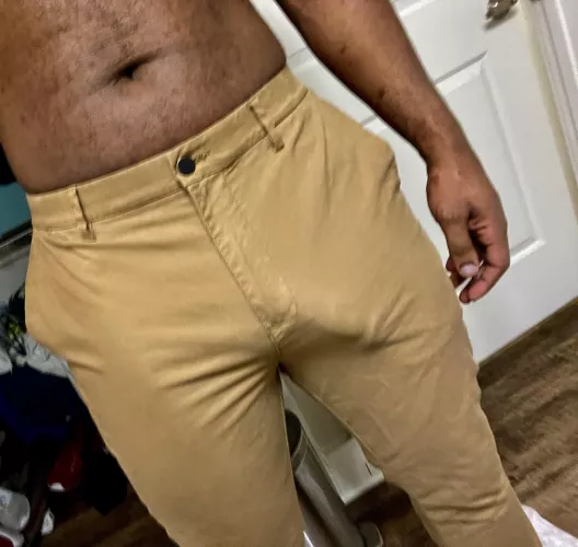 This is going to be a distraction at work by N-A-V-Y-B-L-U