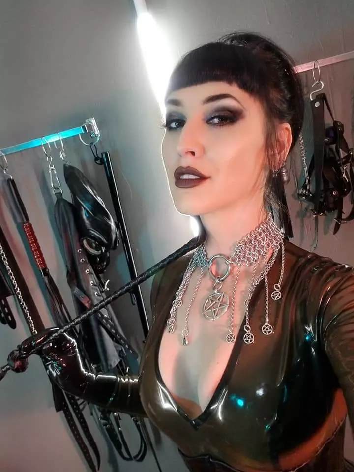 This is Going To Hurt Like Hell 🔥🔥🔥 posted by Goddess_Hellfire