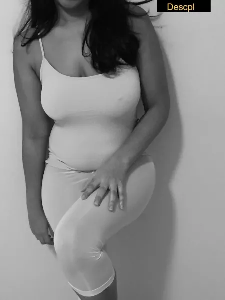 This is how i shop at my local costco. No bra and a see through yoga pants ensure everyone is helpful to me :-) F36 by descpl