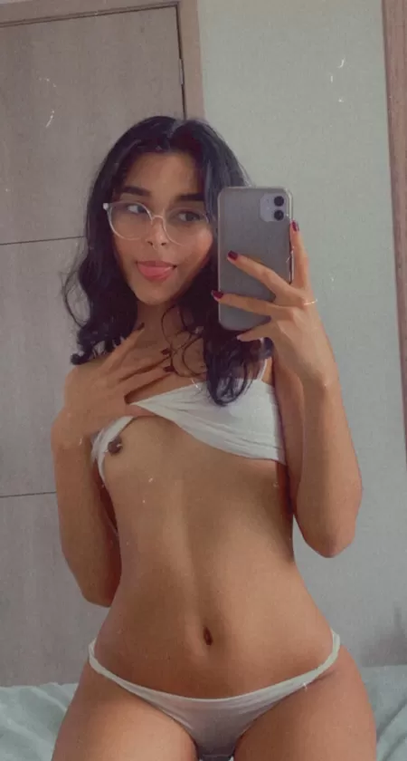 This is my application to be your fucktoy by misshottiex