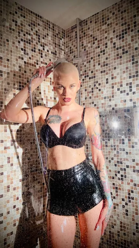 This is my application to be your hot punk gf by andreabianchi1