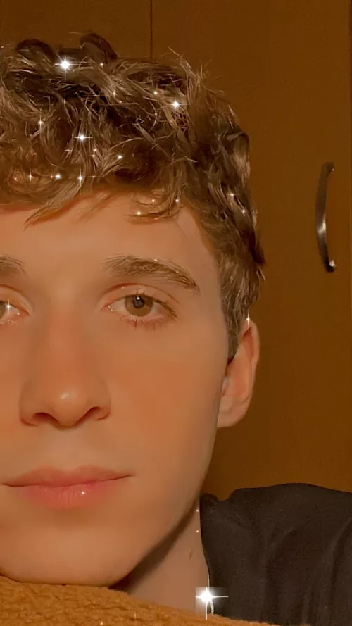 This is not a very cute angle lol but 🌝 by crxig_11