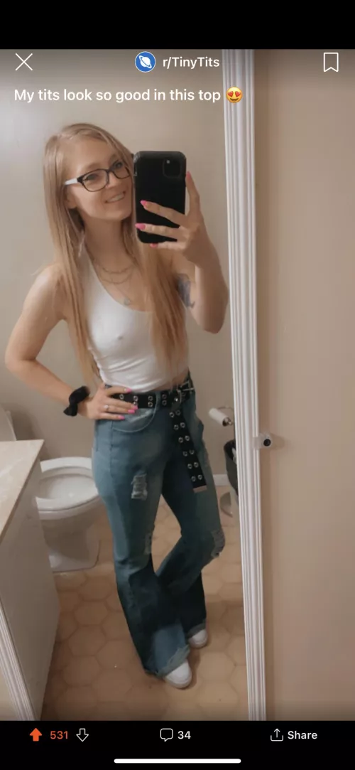 This is one of my favorite go to outfits 😊 what do you think?? by lovescarlettrose000