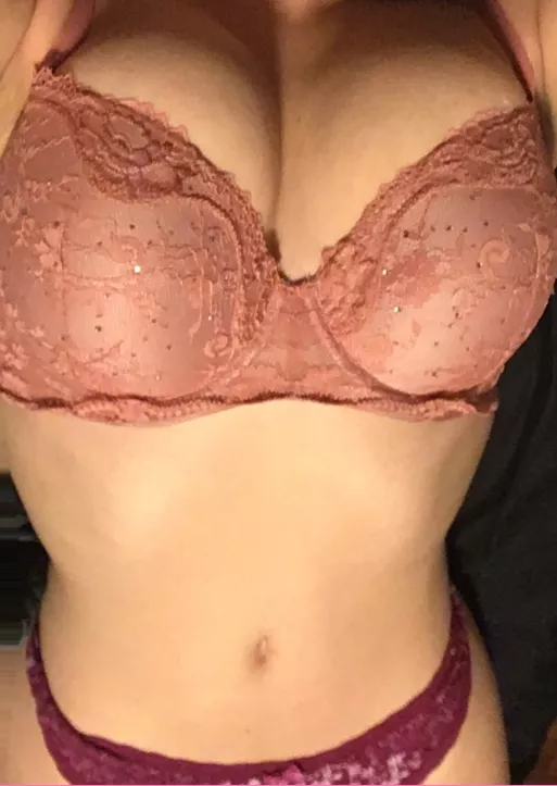 This is what I’ll be wearing under my work clothes today. posted by Zoeylosesmore