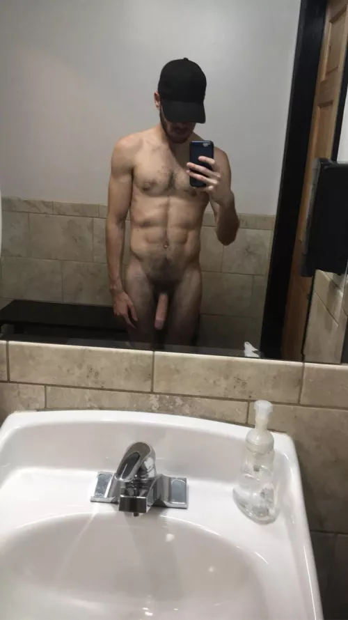 This is what’s hiding under my shorts at the gym 🍆 by stargaysing1