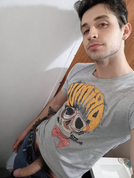 This marijuana makes me want to fuck so much, I could fuck you 2 or 3 times if you wanted 😏 🔥 by Xsativaxx