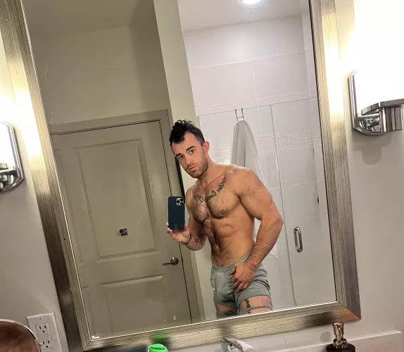 This okay here? by yunghung412