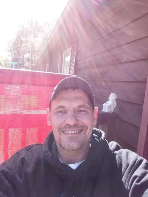 This ol' Daddy is feeling good about himself today. Though I'd post a pic for the first time. by ProfessionalDirt6045