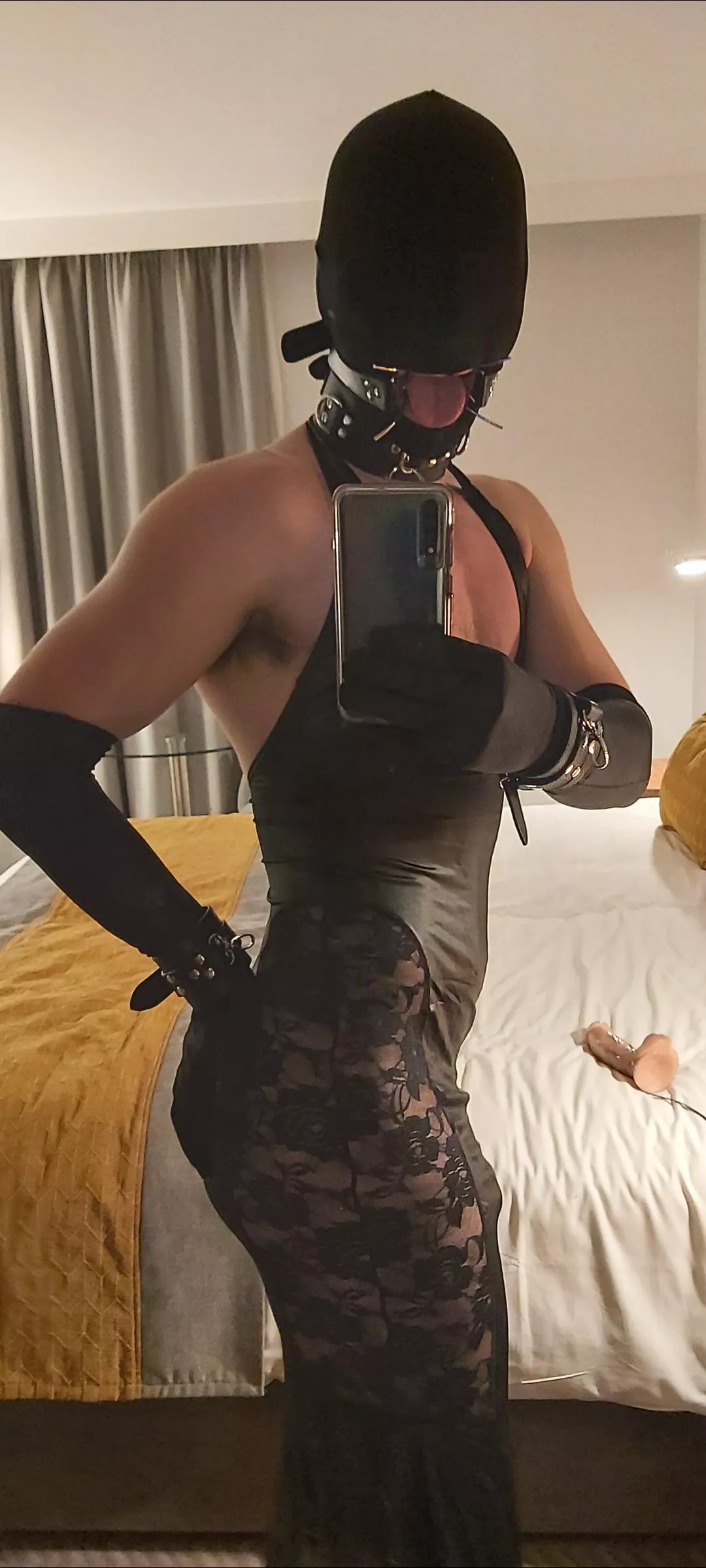 This outfit just drives me crazy🤤😈 posted by JuiceMaker2021