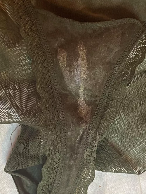 This pair has such an amazing scent 🥵 by Yourplaything23