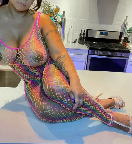 This piece makes it easy for a good time and I'm in need of 1 or 2 😈 by stella_sinclair