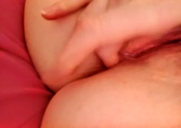 This piggy is fingering it's asshole because it was told it doesn't deserve the pleasure of its cunthole being touched today by slutbaby2020