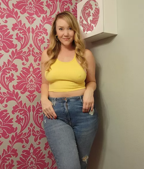 This shirt doesn't need a bra. None do, right? [F48] by Crystal_Sunshine_