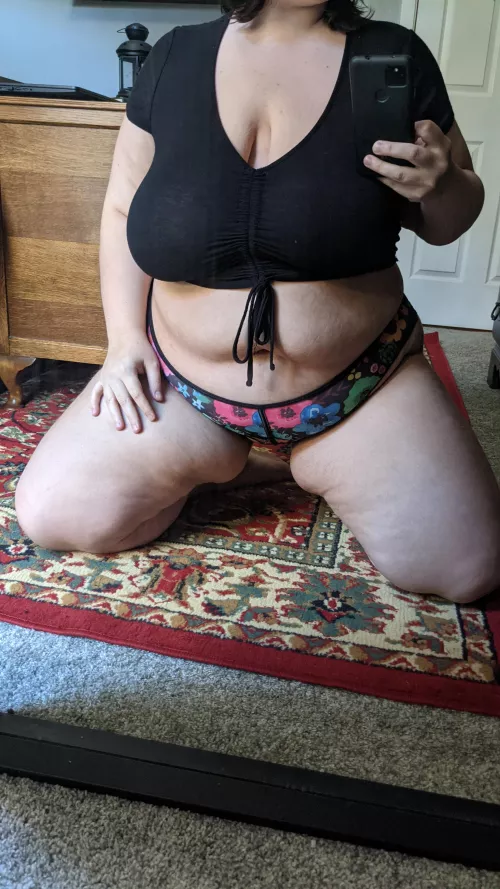 this shirt used to be bigger on me 😅 by cloverly_bb