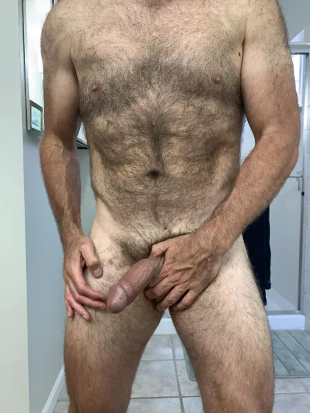 This sub loves a hairy horny selfie!! by jonnygjon