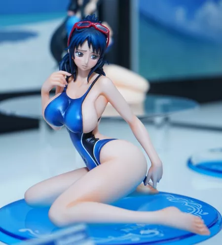 This Tashigi figurine looking hella thicc! by Wijin00