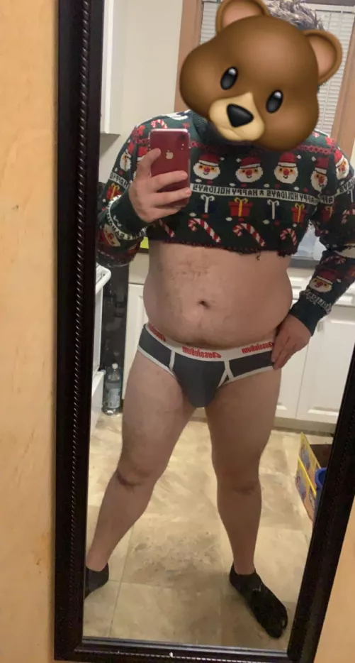 This the bear you wanted to unwrap for Christmas? Twinks and Chasers DM me ;) by Gay_traveler