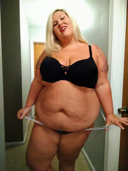 This thong slips right off by Bubblybabe_88