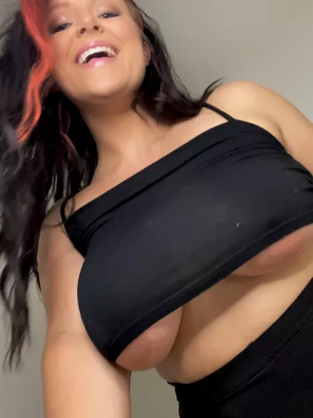 This top is essentially useless, but I like it by vivtheslag