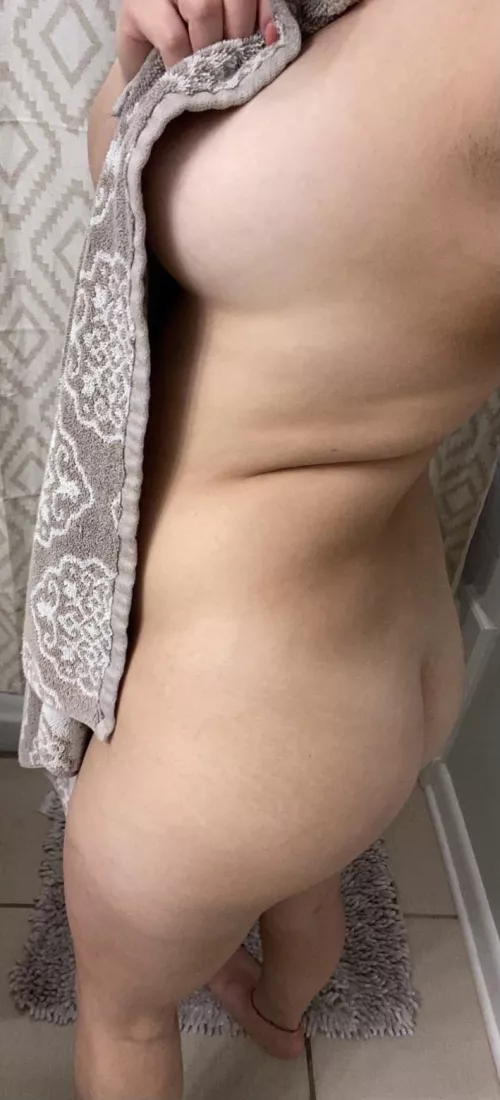 This wife needs to be tamed…. Who wants to help? 🐅⛓ by Destinyschild_1