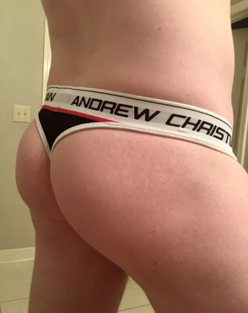 Thong Thursday Bubble by TheFirstThingOn