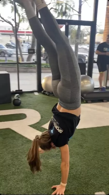 Those jiggles man! God! Someone upload the video please. by BakugoShonen