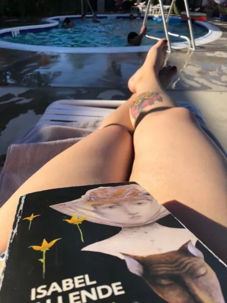 Those legs though 🥵 by nickonethree