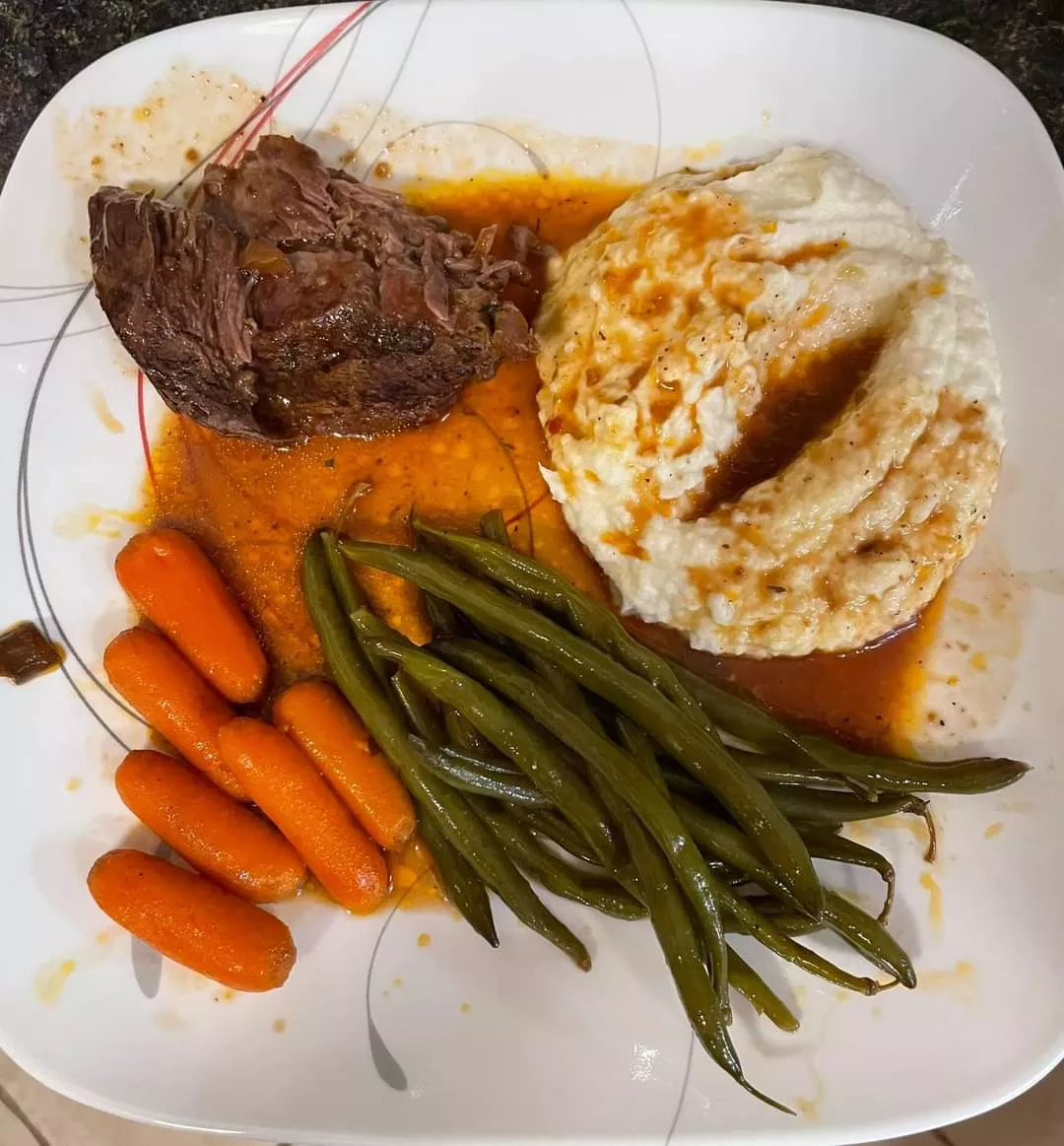 those mashed potatoes got me feelin some type of way posted by Leianagrace