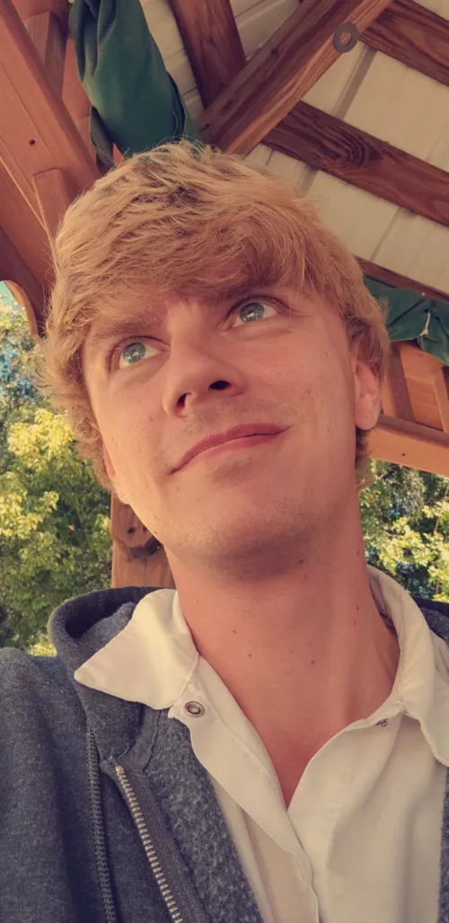 Thought I looked pretty cute at work. How're y'all doing? by Bear_Lonely