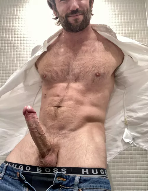 Thought I’d dress up a little today and wear a shirt. by Affectionate_Parks