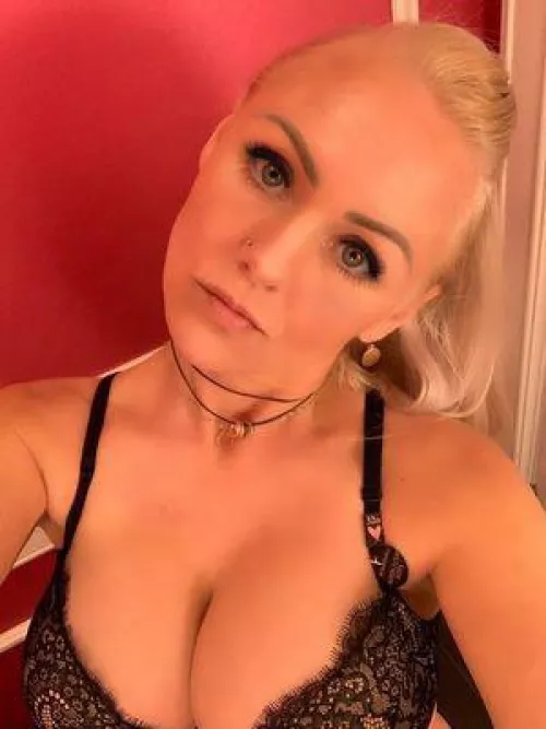 Thought I’d share 42F by Animelanie