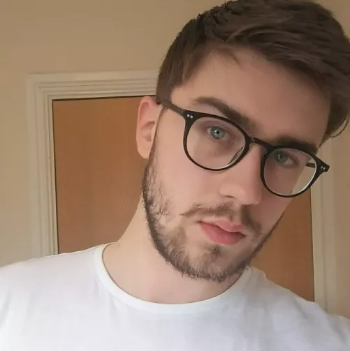 Thought I'd share this photo of myself here too 😅 DMs are open by OrderEnvironmental88