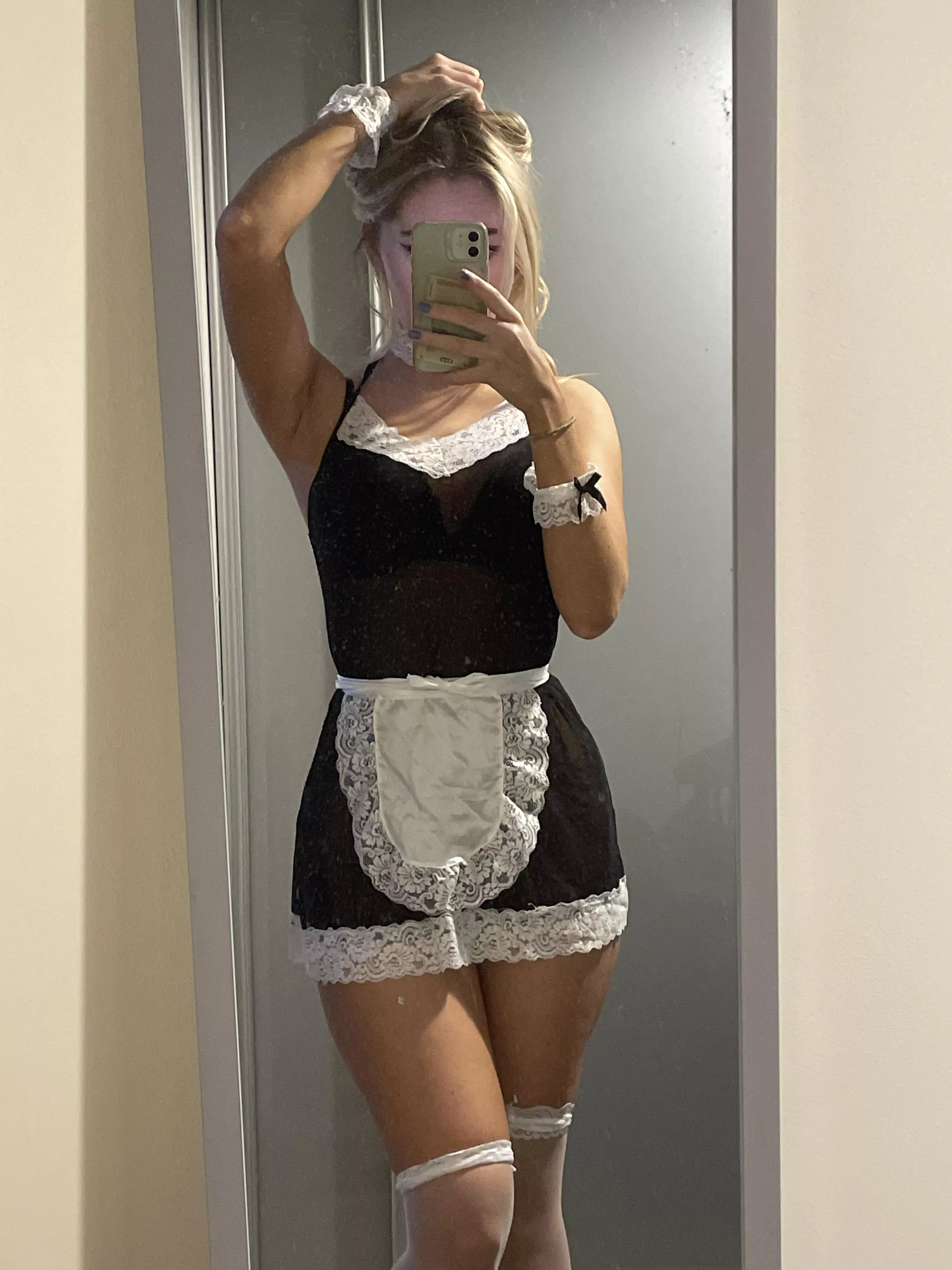 thought I’d try on a sexy maid outfit, what are your opinions? posted by georgiarey112