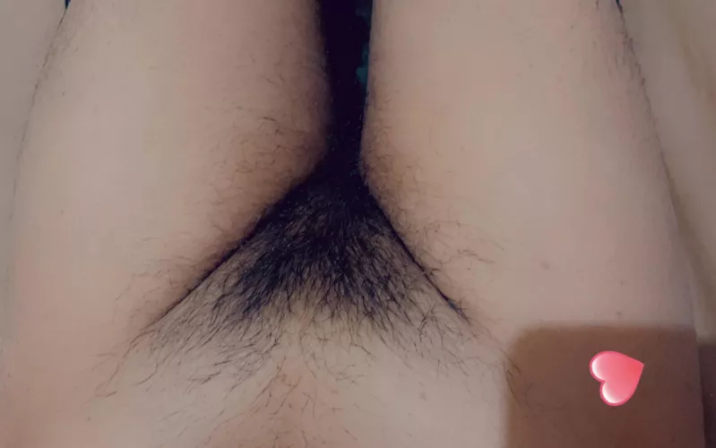 Thought to show a lil glimpse of my 18 yrs virgin pussy to you all by brownylilgirl
