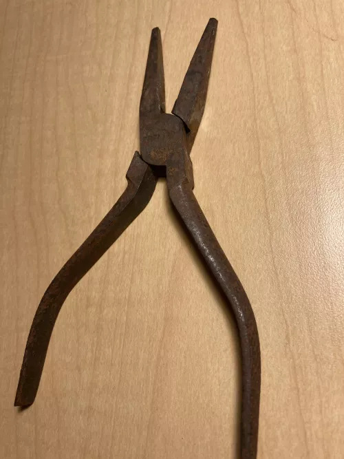 Thought you guys would like these these pliers my dad gave to me by Gay_commie_fucker