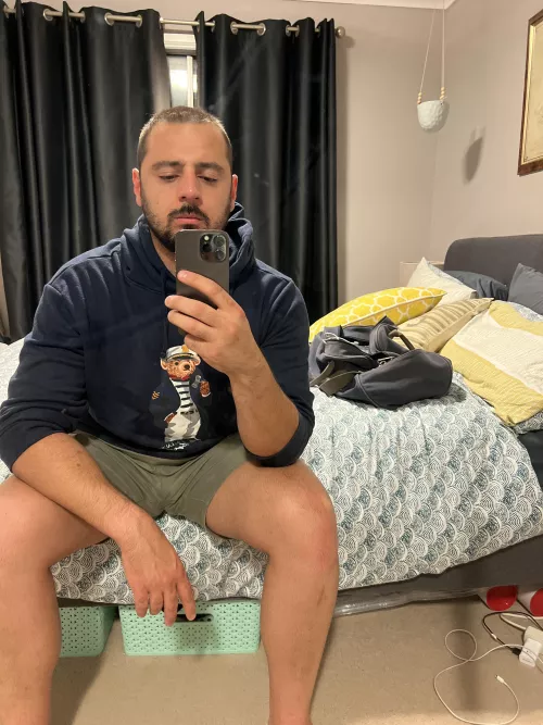 Thoughts on the shaved head look? by SteliousKountous