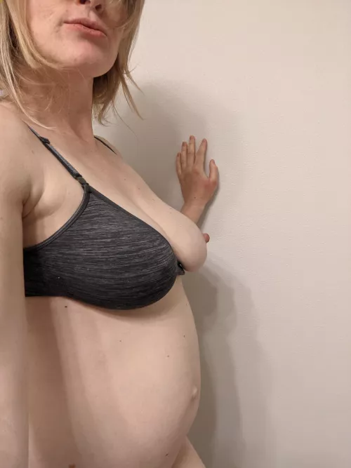 Throw back Thursday to my 5 month belly! So much bigger now 😉 by MrandMrsStills