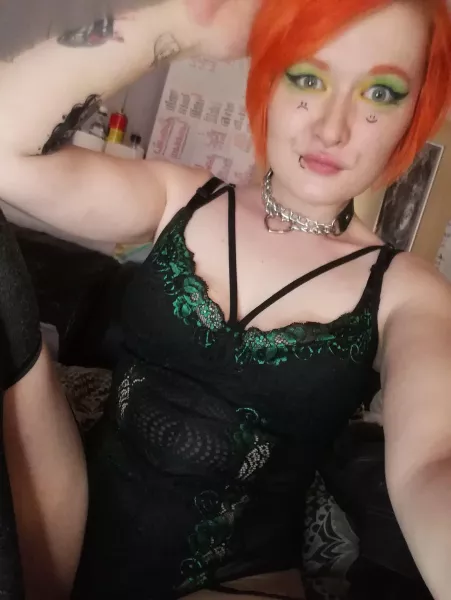 Throw my little body around please 🥵 by Professional-Copy653