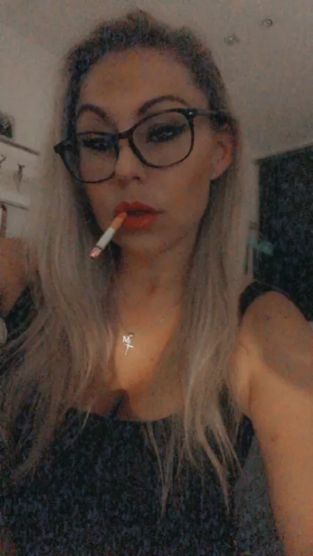 Thursday morning be like: by SwedishGirlSthlm