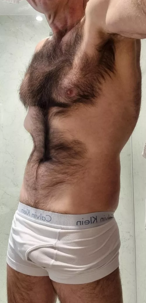 Thursday's furry chest 🐻 by son2507