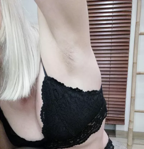 Tickle this 😋 by Footsiekitty