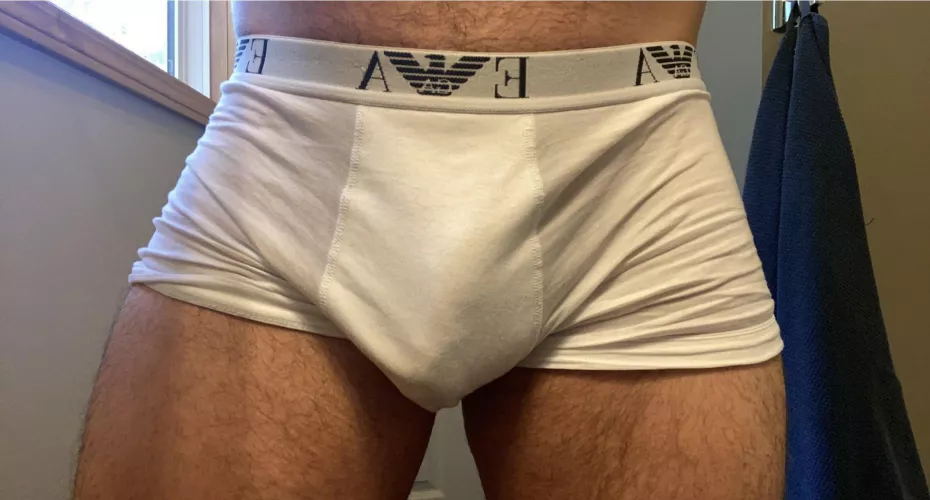 Tight by walkoutsong