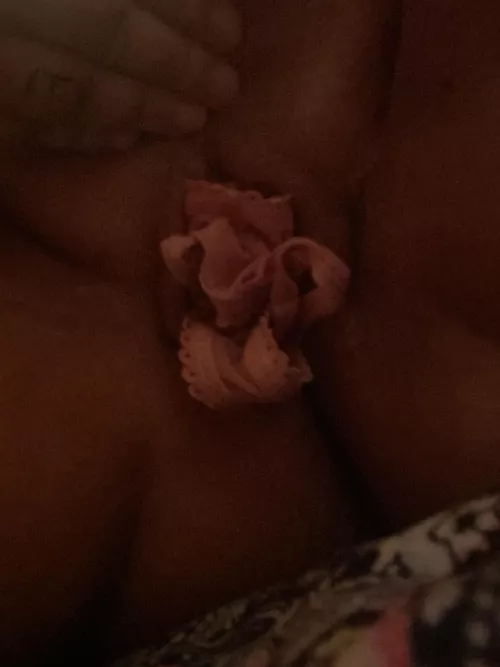 tight fit 😝 (OC) by gbabyxoxoxoxo